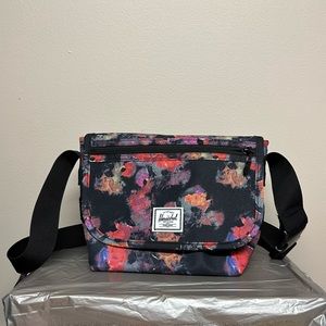 Herschel- Grade Messenger Mini